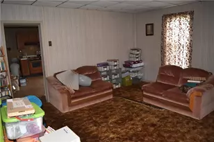 52140 Home St, St Clairsville, OH 43950 - Photo 4