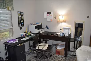 65141 Three Hills Dr, Bellaire, OH 43906 - Photo 12