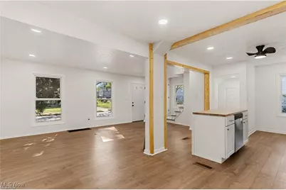 1126 Orlando Avenue, Akron, OH 44320 - Photo 8