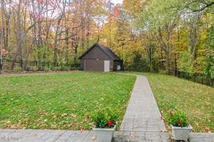 36280 Eddy Rd, Willoughby Hills, OH 44094 - Photo 30