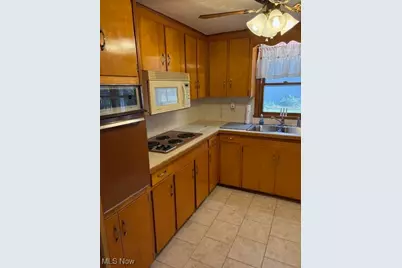 13222 Atwater Avenue NE, Alliance, OH 44601 - Photo 14