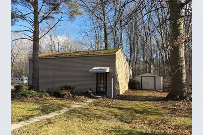 13222 Atwater Avenue NE, Alliance, OH 44601 - Photo 6