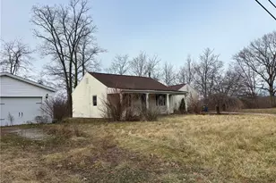 3032 E River Rd, Sheffield Village, OH 44054 - Photo 2