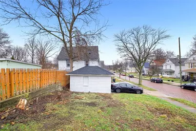 163 Russell Avenue, Akron, OH 44311 - Photo 4