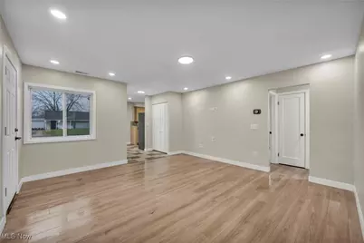 614 Weller, Elyria, OH 44035 - Photo 24