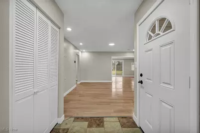 614 Weller, Elyria, OH 44035 - Photo 10