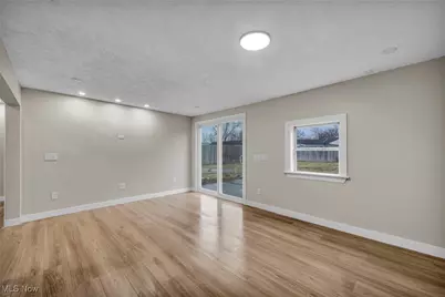 614 Weller, Elyria, OH 44035 - Photo 18