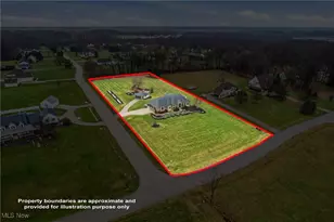 110 Longview Cir, North Lima, OH 44452 - Photo 2