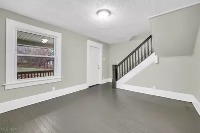 427 Black Street, Akron, OH 44306 - Photo 8