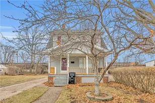 1698 Wickford Rd, Loveland, OH 44112 - Photo 2