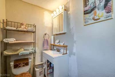 971 Collinwood Avenue, Akron, OH 44310 - Photo 20