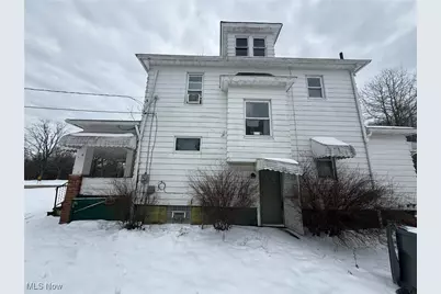 2849 McGuffey Road, Youngstown, OH 44505 - Photo 2