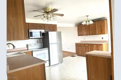 225 Petrick Ave, Mingo Junction, OH 43938 - Photo 8