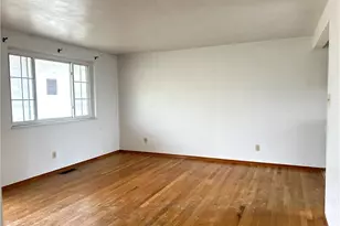 225 Petrick Ave, Mingo Junction, OH 43938 - Photo 4