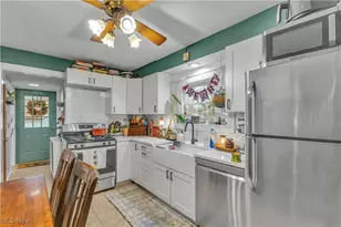 226 Sunset Rd, Avon Lake, OH 44012 - Photo 8