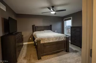 937 Crockett Cir, Canal Fulton, OH 44614 - Photo 6