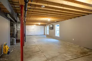 937 Crockett Cir, Canal Fulton, OH 44614 - Photo 16