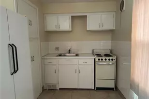 52 Willow Dr, Youngstown, OH 44512 - Photo 2