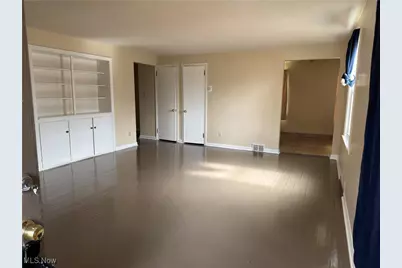 52 Willow Drive #1, Youngstown, OH 44512 - Photo 4