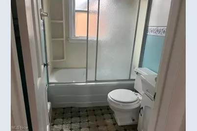 2351 S Freedom Avenue, Alliance, OH 44601 - Photo 16