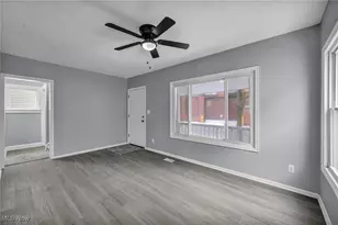 2153 W 106th St, Loveland, OH 44102 - Photo 8