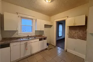 1644 Jacobs Rd, Youngstown, OH 44505 - Photo 2