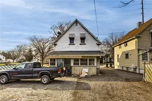 642 Parkman Rd NW, Warren, OH 44485 - Photo 16