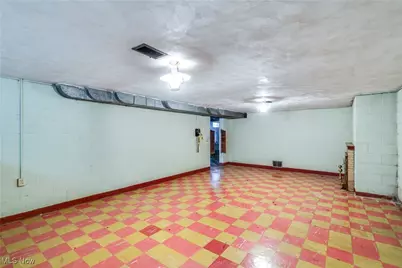 4344 Crestwood Street NW, Canton, OH 44708 - Photo 18