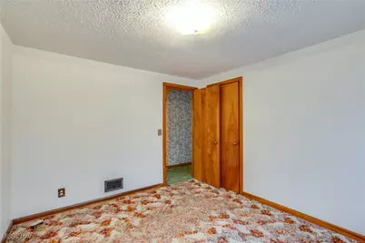 4344 Crestwood Street NW, Canton, OH 44708 - Photo 14