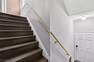 10373 Glenway Dr, Twinsburg, OH 44087 - Photo 32