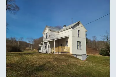 3929 Robertsville Avenue SE, Minerva, OH 44657 - Photo 2