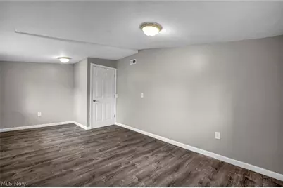 295 E 238th Street, Euclid, OH 44123 - Photo 24