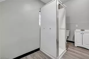 295 E 238th St, Euclid, OH 44123 - Photo 32