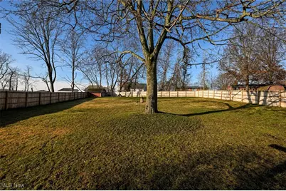 1769 22nd Street SW, Massillon, OH 44647 - Photo 12
