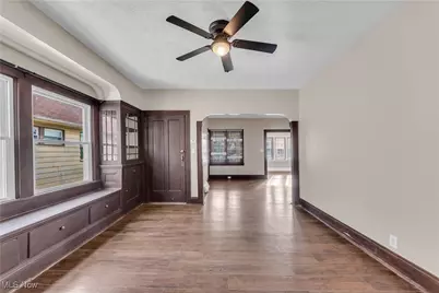 11913 Buckingham Avenue #2/UP, Loveland, OH 44120 - Photo 6