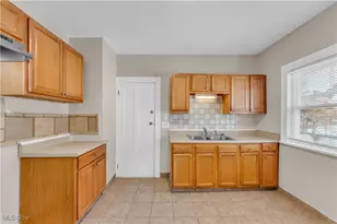 11913 Buckingham Ave, Loveland, OH 44120 - Photo 12