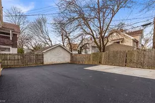 11913 Buckingham Ave, Loveland, OH 44120 - Photo 24