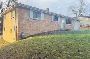 102 Beechwood Blvd, Wintersville, OH 43953 - Photo 2