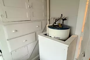 1419 S Main St, Akron, OH 44301 - Photo 8