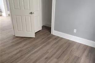 10006 Lamontier Ave, Loveland, OH 44104 - Photo 18