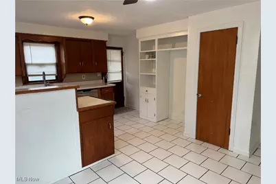 3053 Helen Place NW, Canton, OH 44708 - Photo 10