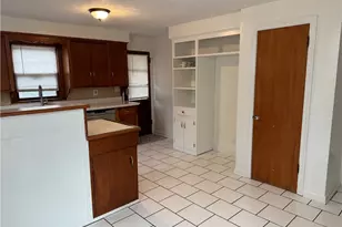 3053 Helen Pl NW, Canton, OH 44708 - Photo 10