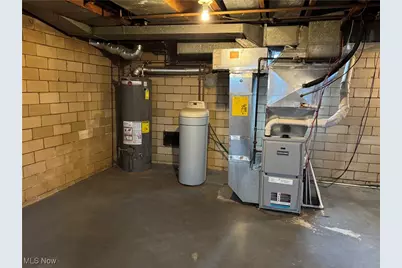 3053 Helen Place NW, Canton, OH 44708 - Photo 32