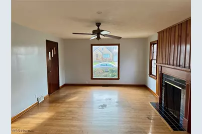 3053 Helen Place NW, Canton, OH 44708 - Photo 6