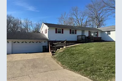 3149 Broadvue Circle, Zanesville, OH 43701 - Photo 2