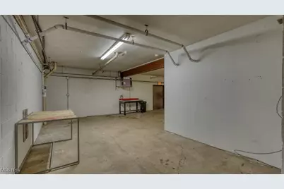 2325 E Wheeling Avenue, Cambridge, OH 43725 - Photo 6