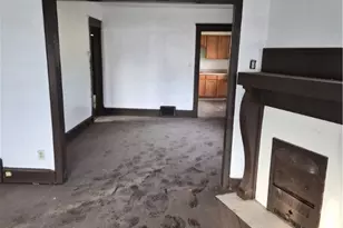 13501 Milan Ave, East Cleveland, OH 44112 - Photo 6