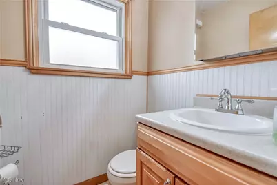 962 E 348th Street, Eastlake, OH 44095 - Photo 14