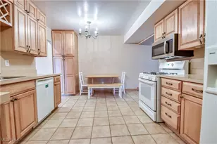 962 E 348th St, Eastlake, OH 44095 - Photo 12