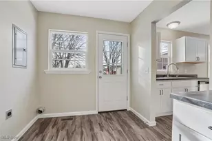 9852 Belden Dr, Windham, OH 44288 - Photo 12